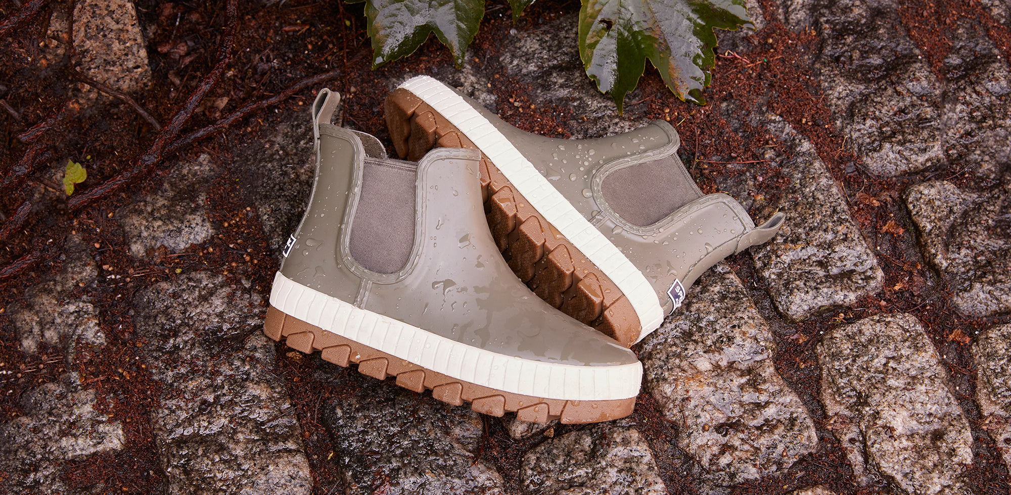 sperry boots leather