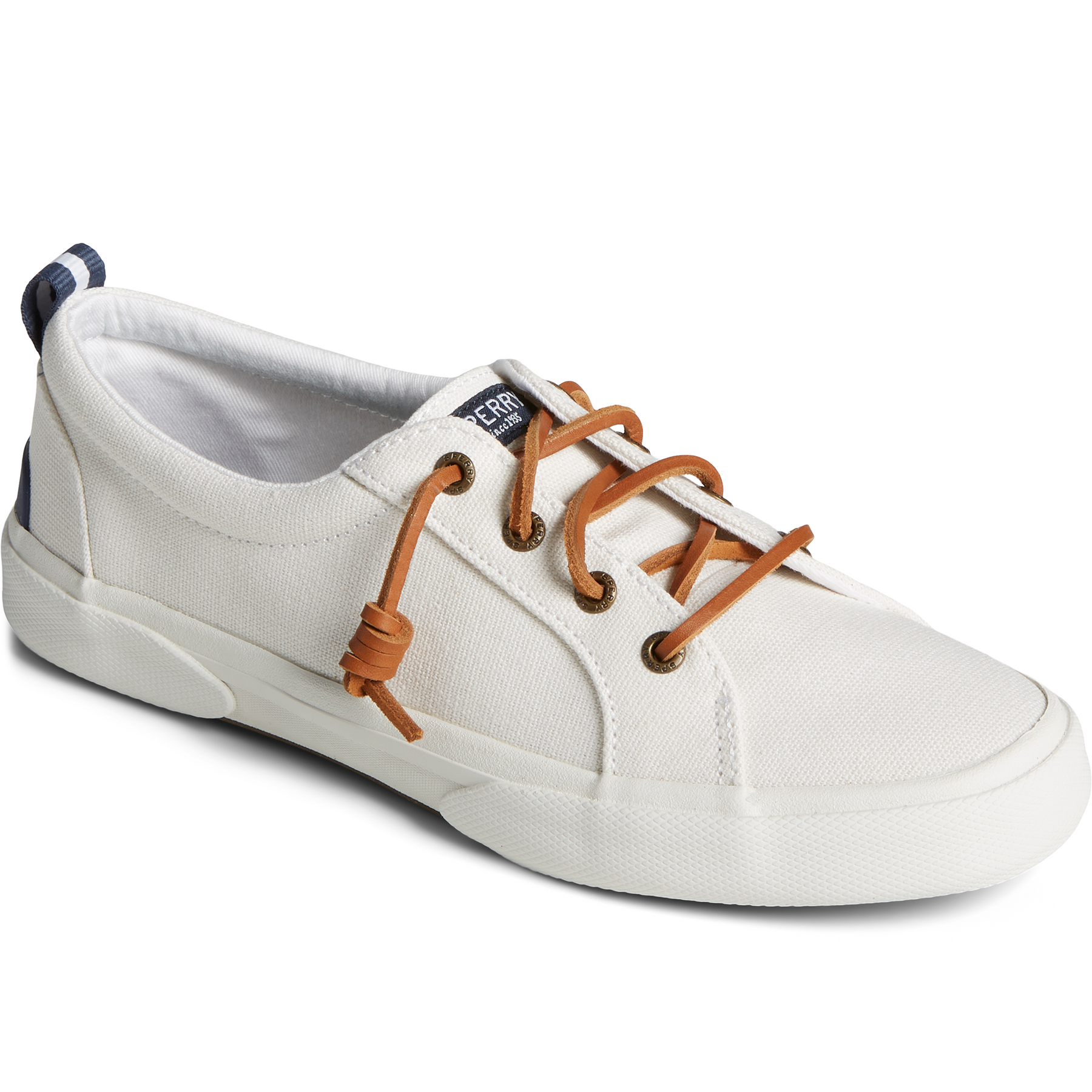 Women's Pier Wave LTT Plain Toe Sneaker White (STS85102)